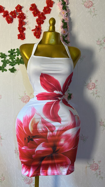 Robe ajustée florale sexy
