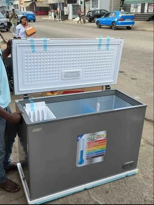 Congélateur Coffre Spacieux