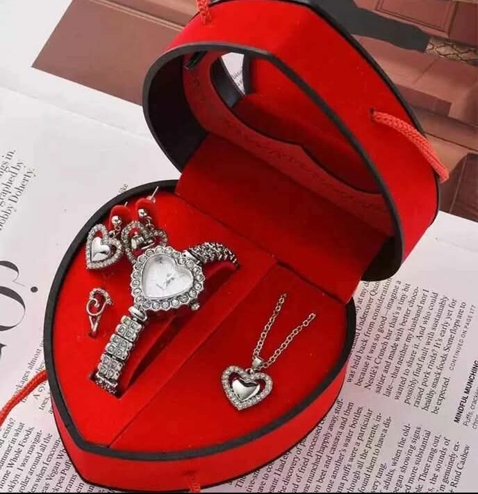 Coffret Bijoux Coeur Élégant