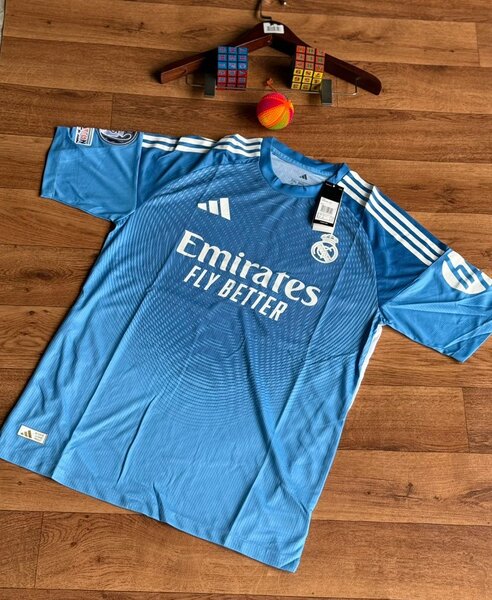 Maillots de football équipes célèbres