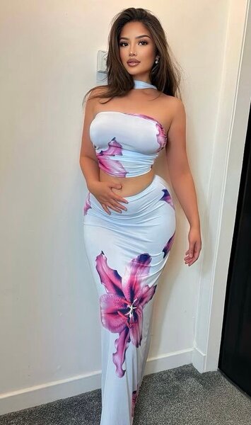 Ensemble jupe et haut fleuri