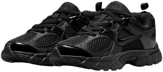 Baskets noires sport tendance