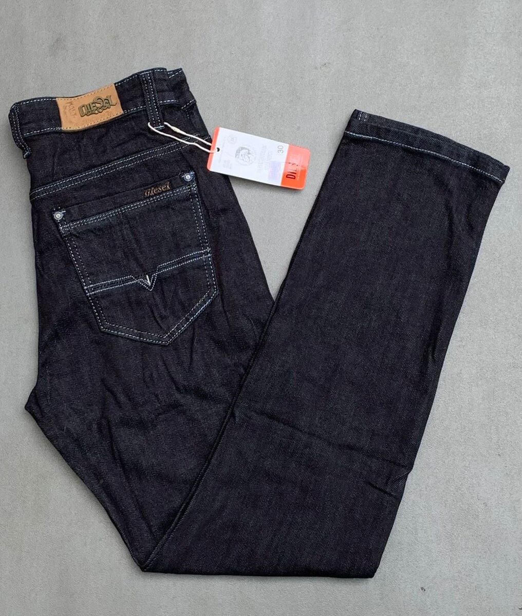 Jeans en denim noir élégants