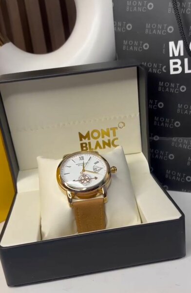 Mont Blanc Montre Élégante