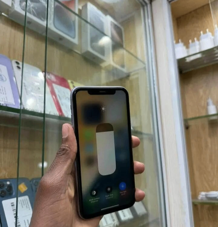 iPhone 11 Violet 128Go