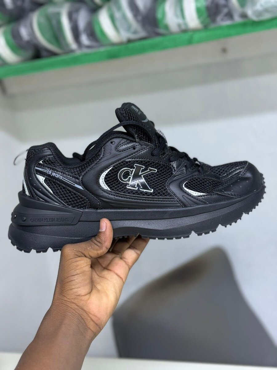 Baskets noires sport CK