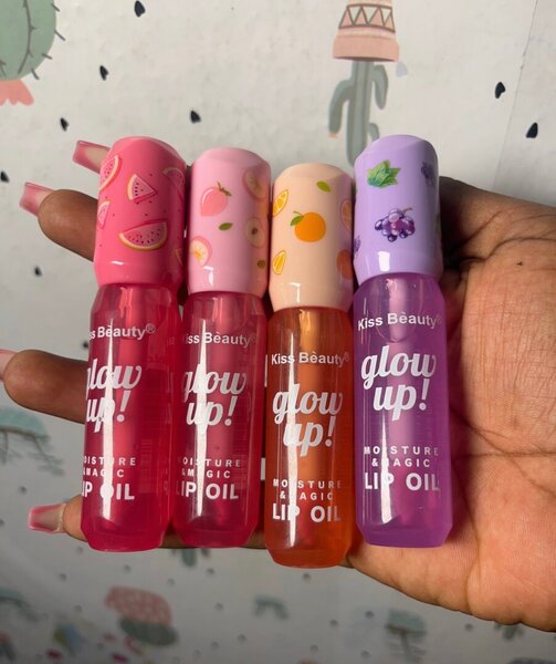 Huile à lèvres hydratante Kiss Beauty
