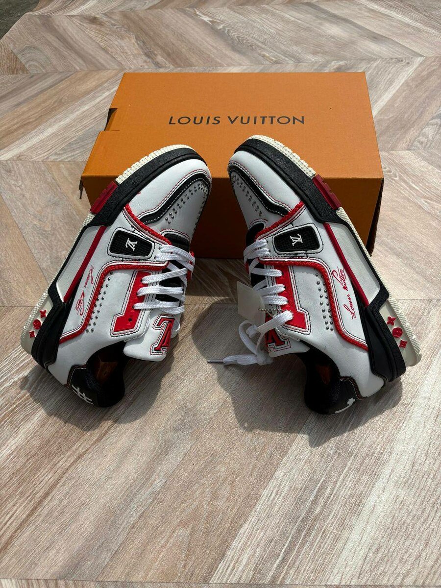 Baskets Louis Vuitton élégantes