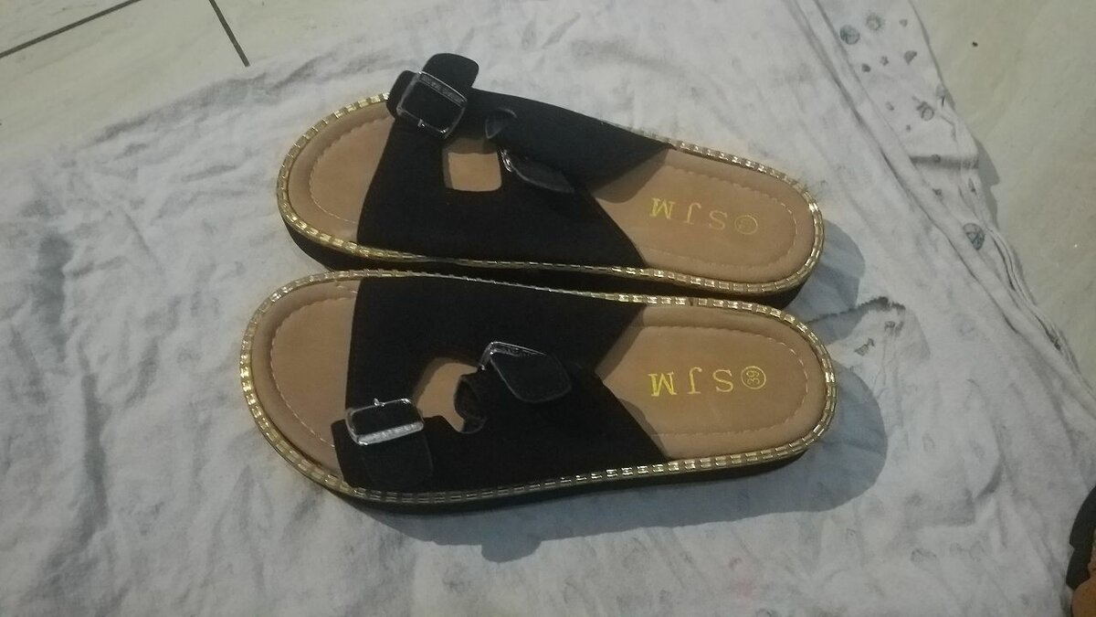 Sandales Mode à Brides Éclatantes