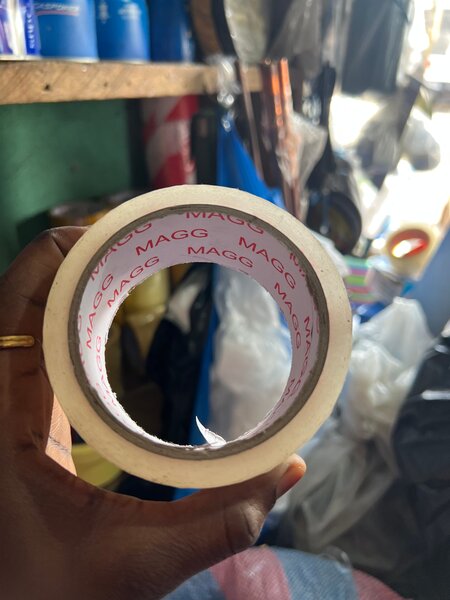 Ruban adhésif transparent durable