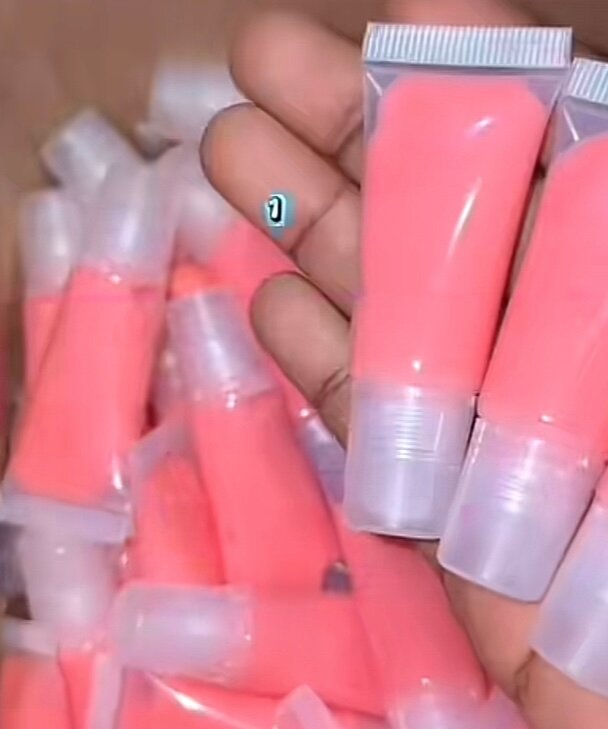 Produit de lèvres rose