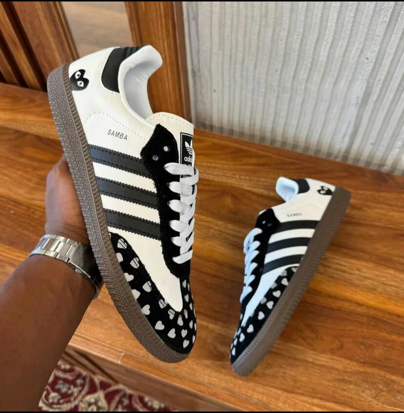 Baskets Samba à motifs cœurs