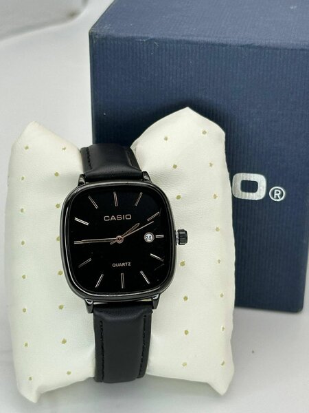 Montre élégante Casio noire