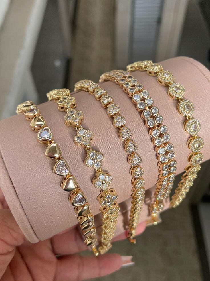 Bracelets élégants en or