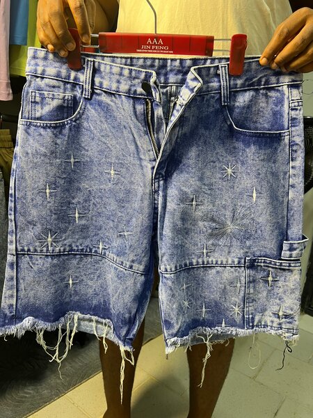 Shorts en jean délavé chic