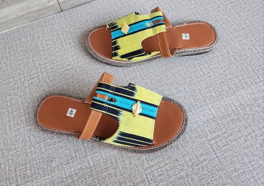 Sandales en cuir ethniques