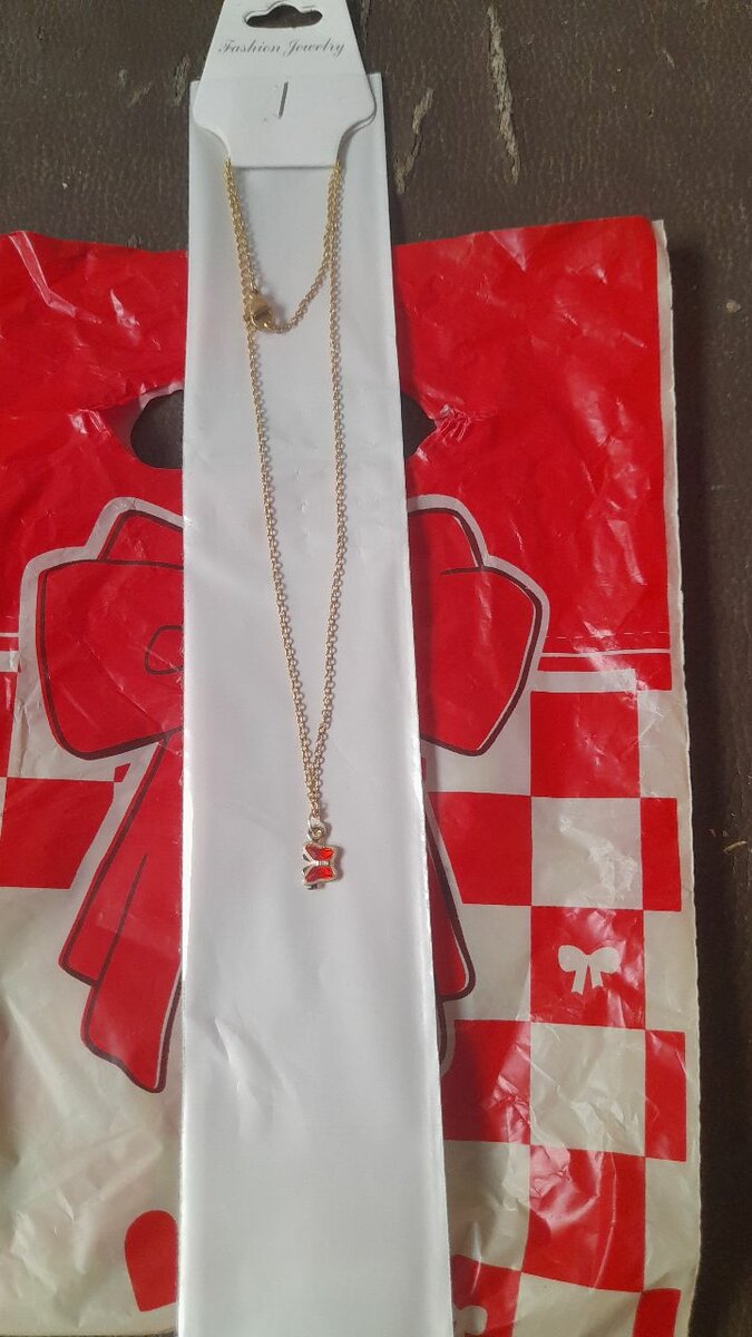 Colliers Élégants en Acier