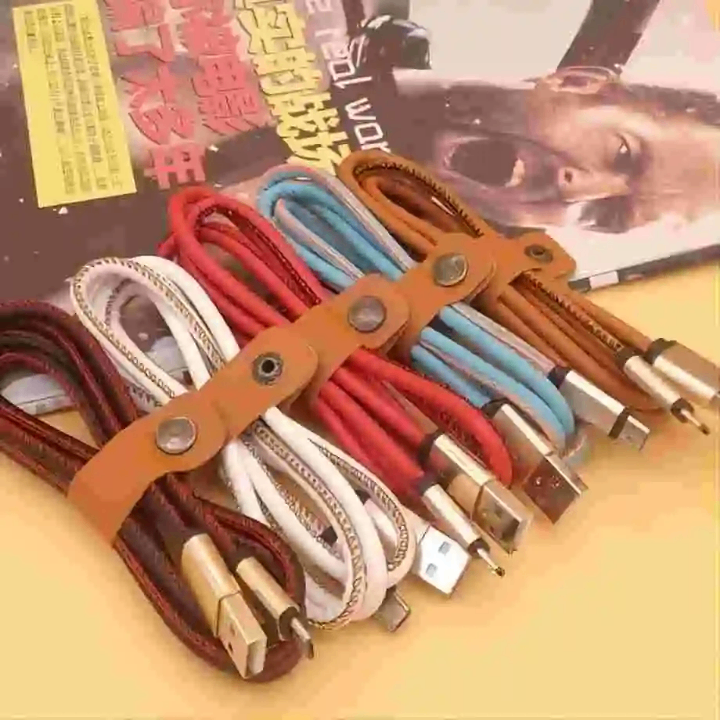 Câble de chargement en cuir multi-couleur