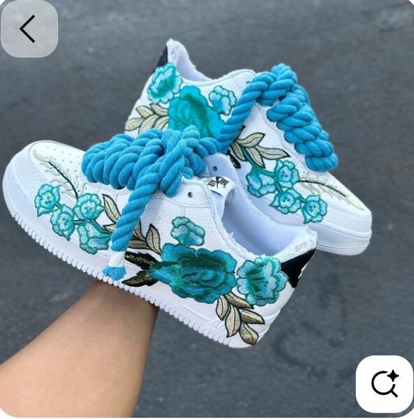 Chaussures personnalisées fleurs bleues