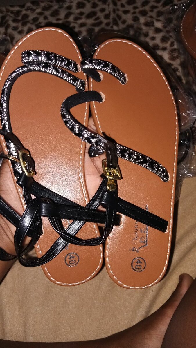 Sandales Chic et Confortable