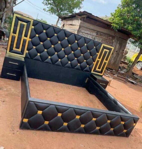 Cadre de lit capitonné luxe