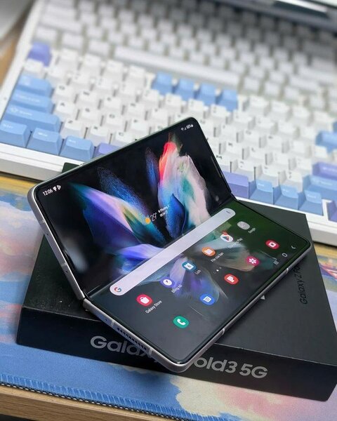 Samsung Galaxy Z Fold3 5G