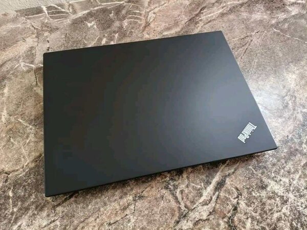 Lenovo thinkpad E480 i5 8th