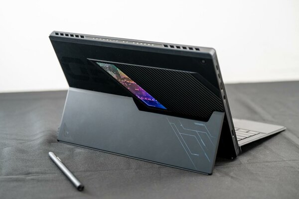 ASUS ROG FLOW Z13  RYZEN AI