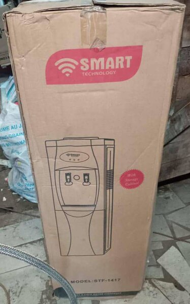 Distributeur d'eau moderne