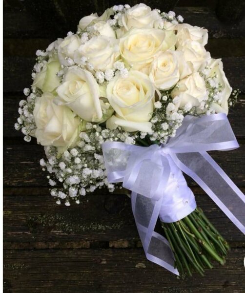 Bouquet de Roses Éclatantes