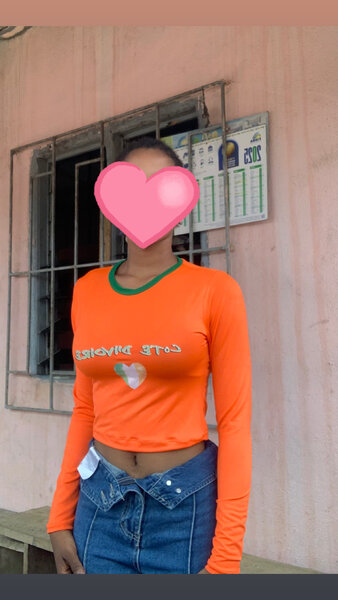 T-shirt orange à manches longues