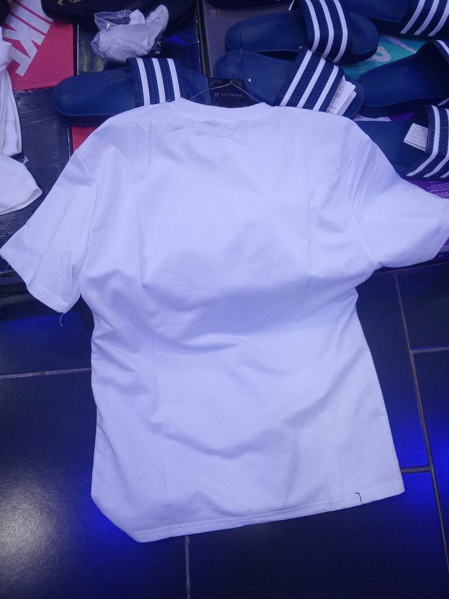 T-shirt blanc Armani Exchange