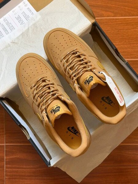 Nike Air Force 1 Premium Beige