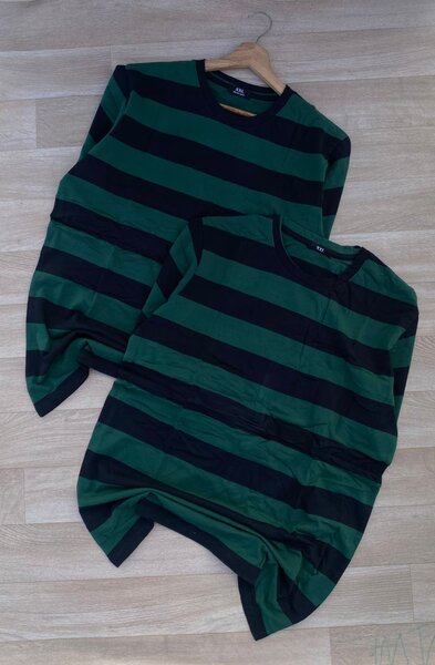 Pull rayé vert et noir