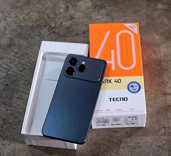 Tecno Spark 40 Smartphone