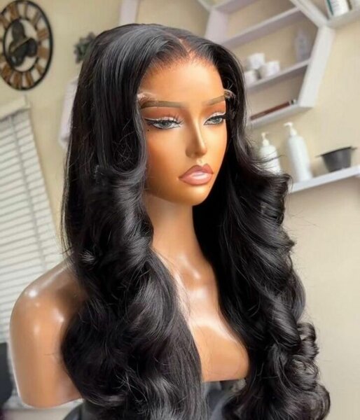 Perruques en dentelle naturelles