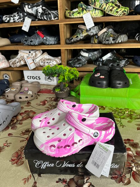 Sabots Crocs Noirs Confortables