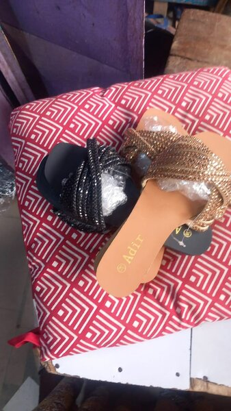 Sandales élégantes Adar