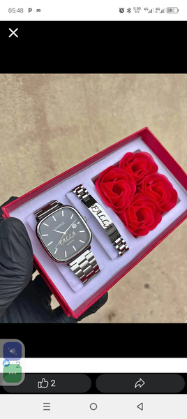 Montre Luxueuse pour Femme avec Bijoux