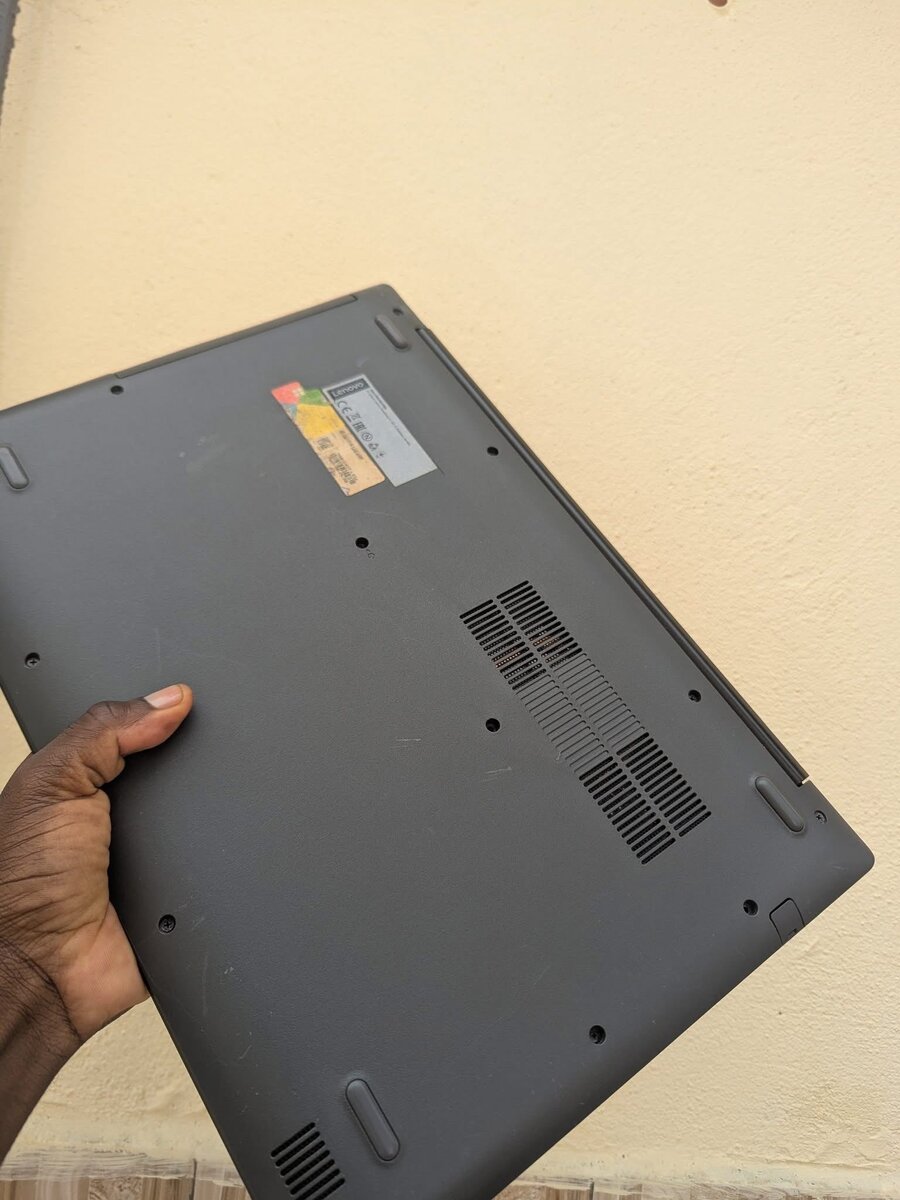 Lenovo Laptop Portable 15"