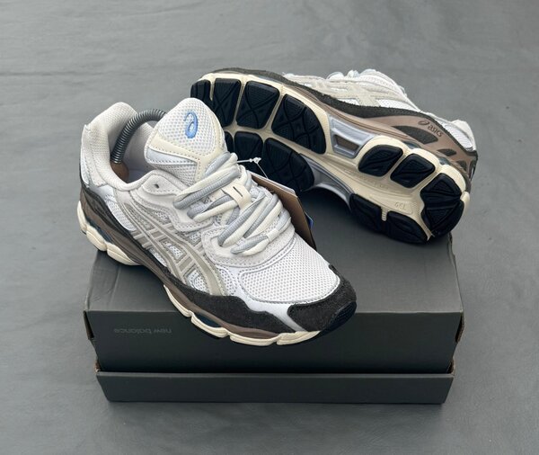 Chaussures de Sport ASICS Unisexe