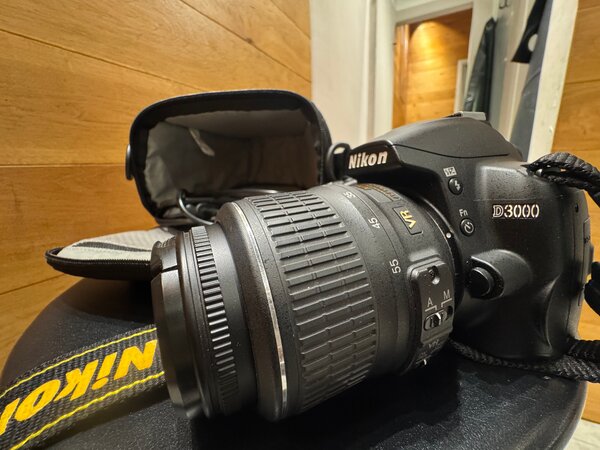Appareil photo Nikon D3000