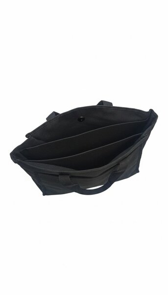 Sac cabas noir pratique