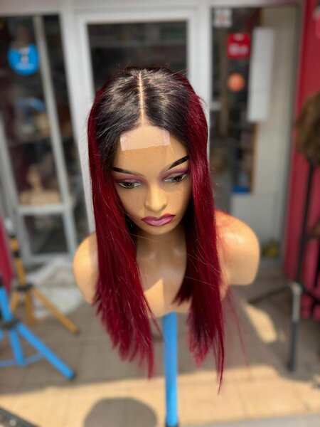 Perruque rouge longue