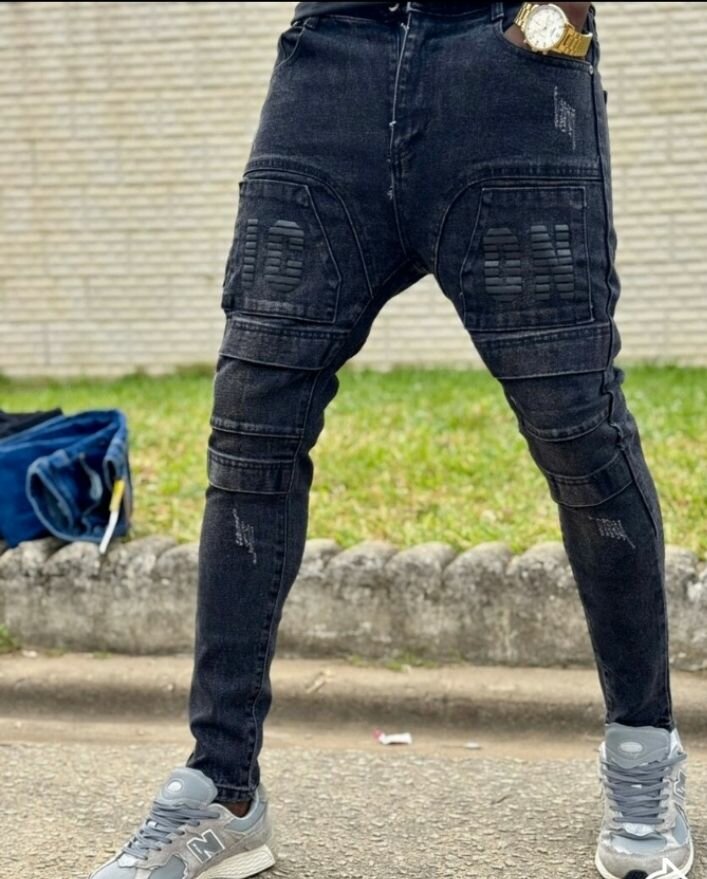 Jean slim noir homme