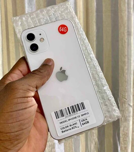iPhone 12 Blanc 64 Go