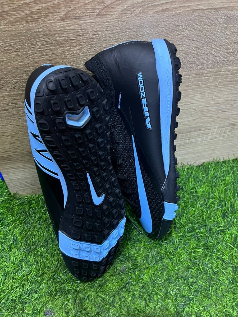 Chaussures de foot Air Zoom