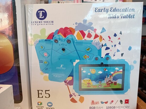 Tablette luxury E5 8G 128G