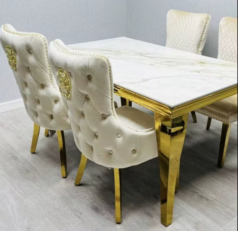 Table à manger luxe or