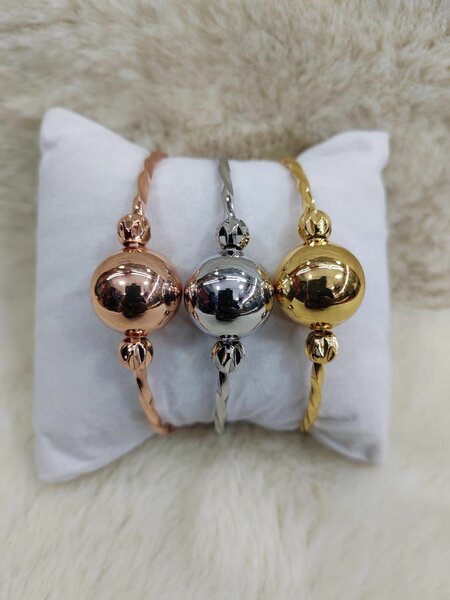 Bracelets en métal bicolore